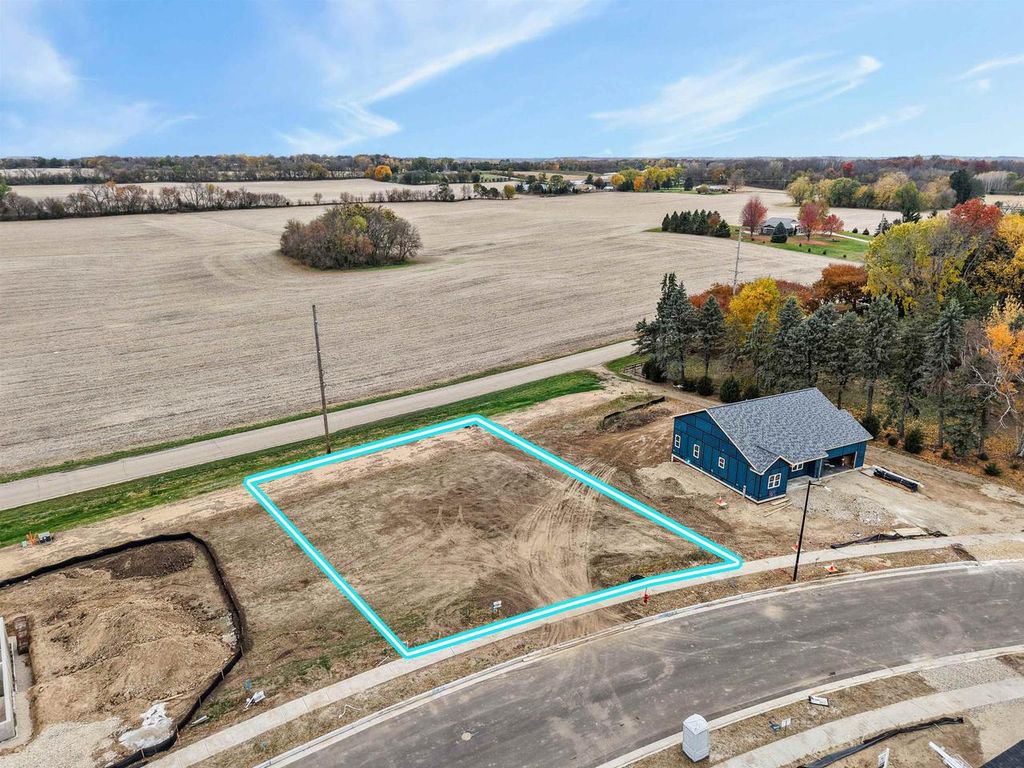 Photo of 349 Dahlia DRIVE, Stoughton, WI 53589 (MLS # 2013357)