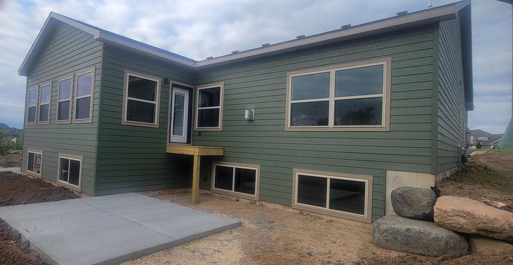 Photo of 408 mine ROAD, Baraboo, WI 53913 (MLS # 2021150)
