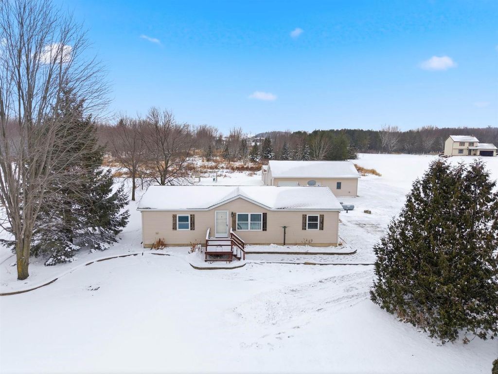 Photo of W5244 Cty Rd S Rd, Black Creek, WI 54106 (MLS # 50318851)