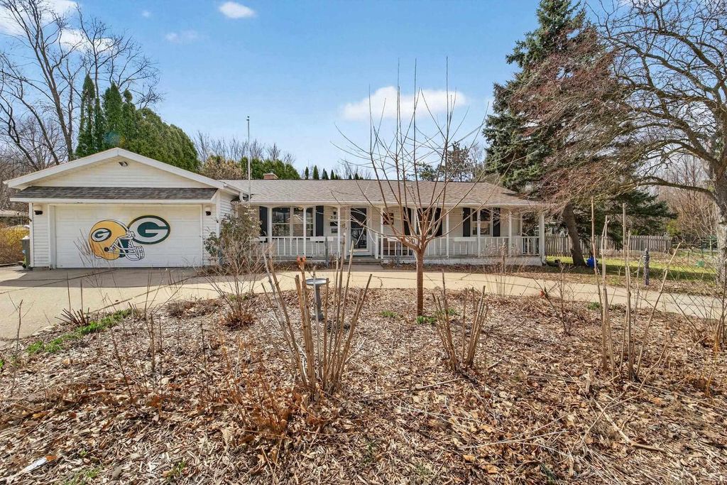 Photo of 502 Nichols ROAD, Monona, WI 53716 (MLS # 2020278)