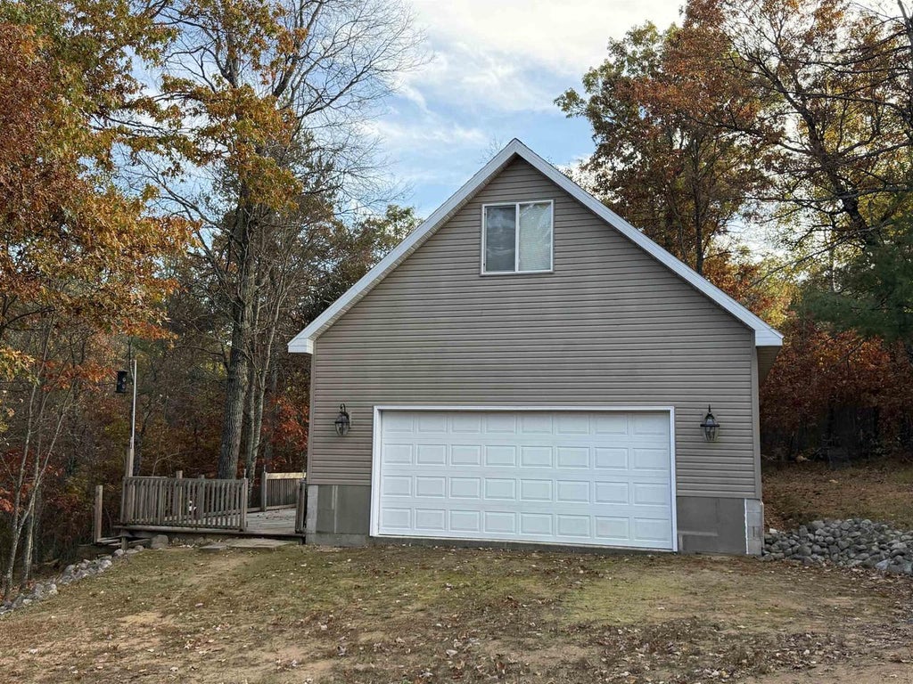 Photo of N9810 Abbey ROAD, Crivitz, WI 54114 (MLS # 50334541)