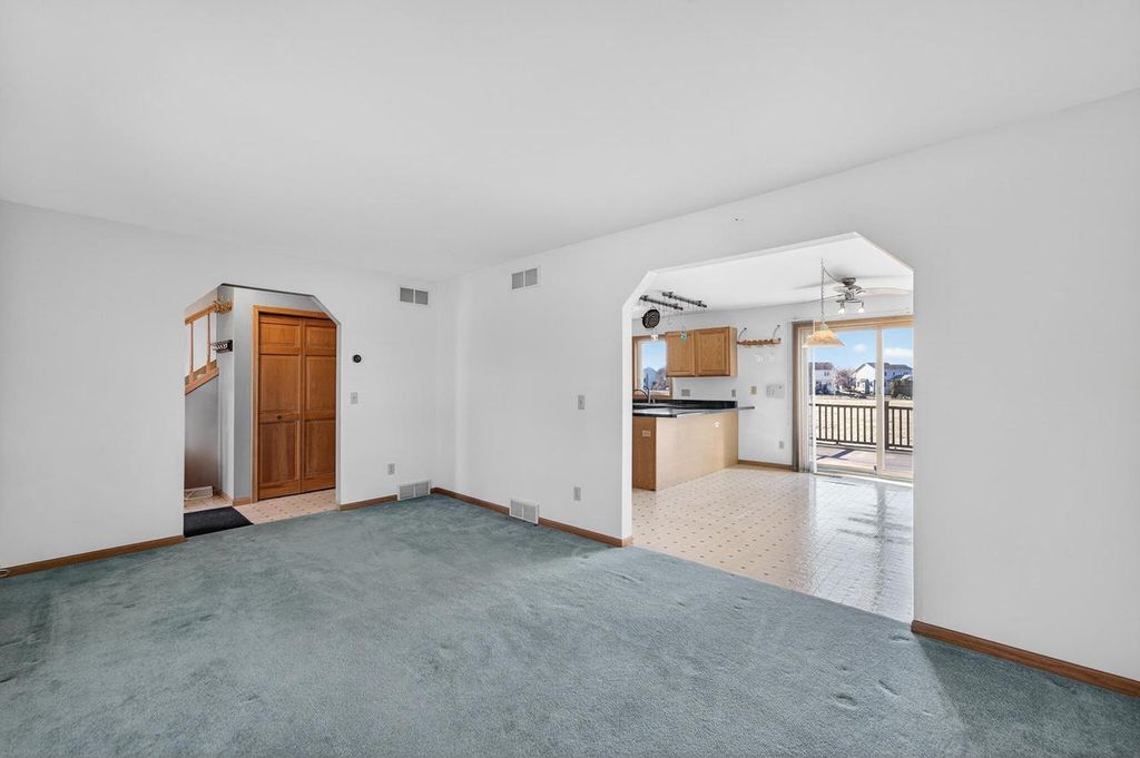 Photo of 137 Lynne TRAIL, Oregon, WI 53575 (MLS # 2017539)