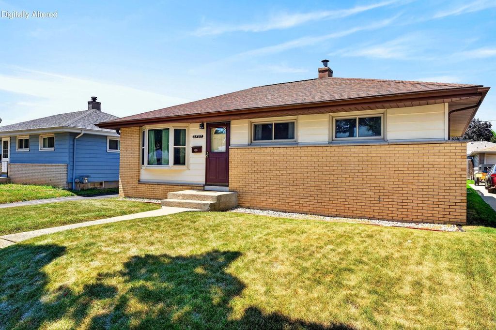 Photo of 6527 S 18th STREET, Milwaukee, WI 53221 (MLS # 1970621)