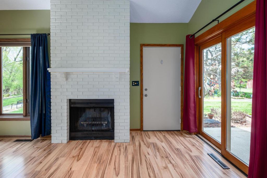 Photo of 2240 Meadowbrook COURT #D, Oshkosh, WI 54904 (MLS # 50325051)