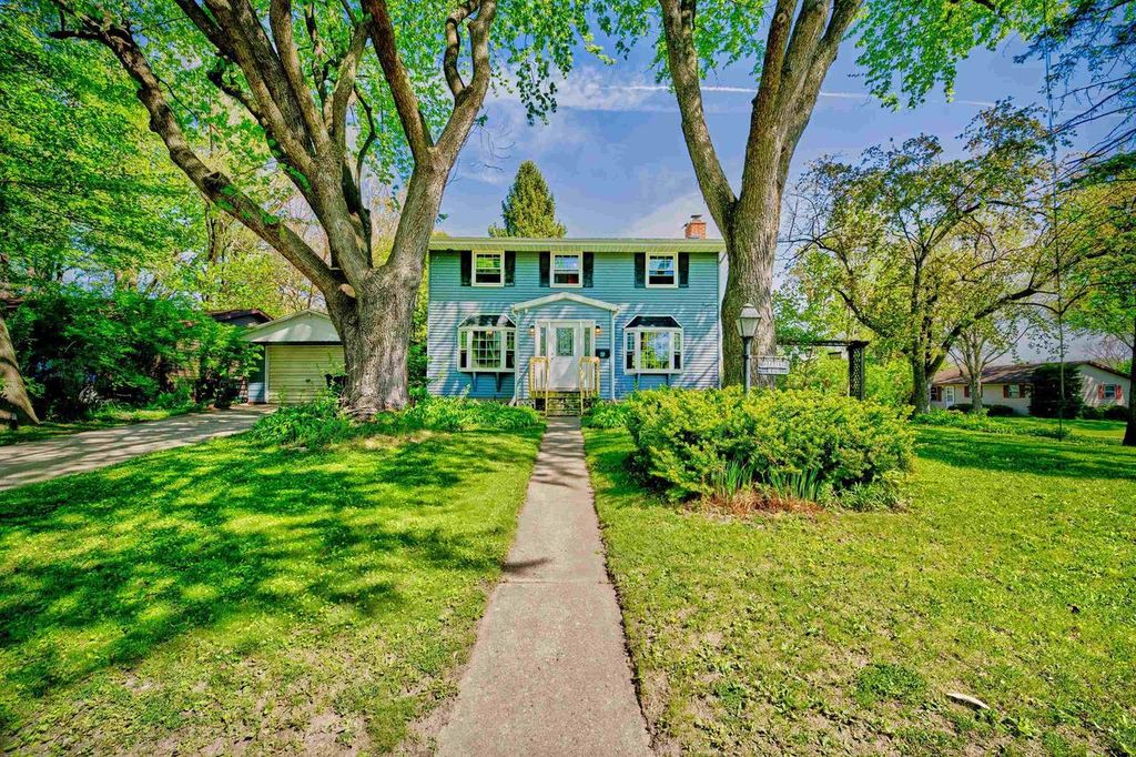 Photo of 500 HARDING STREET, Stoughton, WI 53589 (MLS # 2021658)