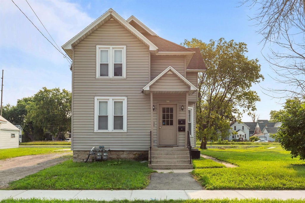Photo of 622 Grand STREET, Oshkosh, WI 54901 (MLS # 50330774)