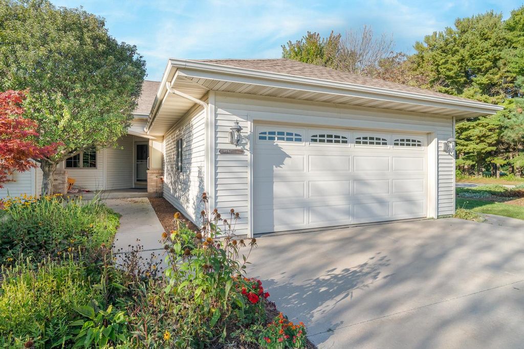 Photo of 1937 Kaat LANE, Sheboygan, WI 53081 (MLS # 1936564)