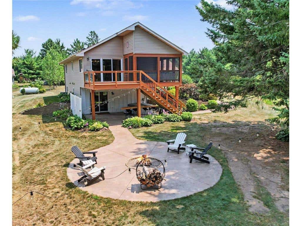 Photo of 1906 Raleigh ROAD, New Richmond, WI 54017 (MLS # 7131186)