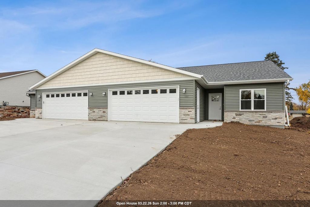 Photo of 122 Evergreen LANE, Chilton, WI 53014 (MLS # 50319941)