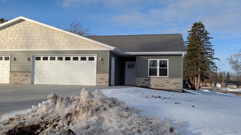 Photo of 122 Evergreen LANE, Chilton, WI 53014 (MLS # 50319941)