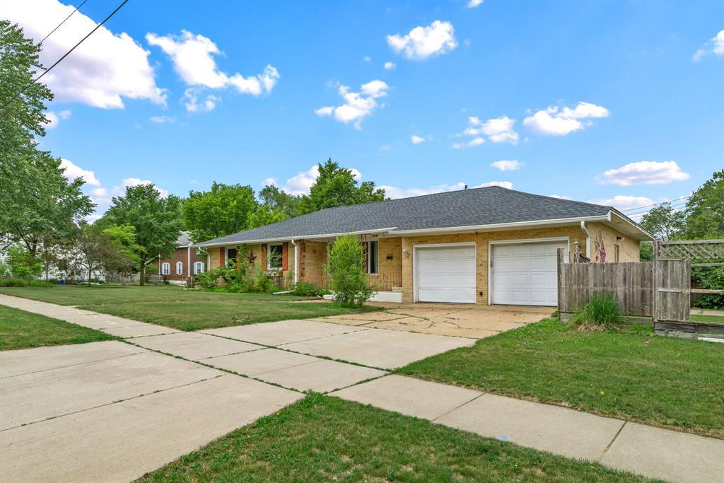 Photo of 334 Margaret STREET, Eau Claire, WI 54701 (MLS # 1602044)