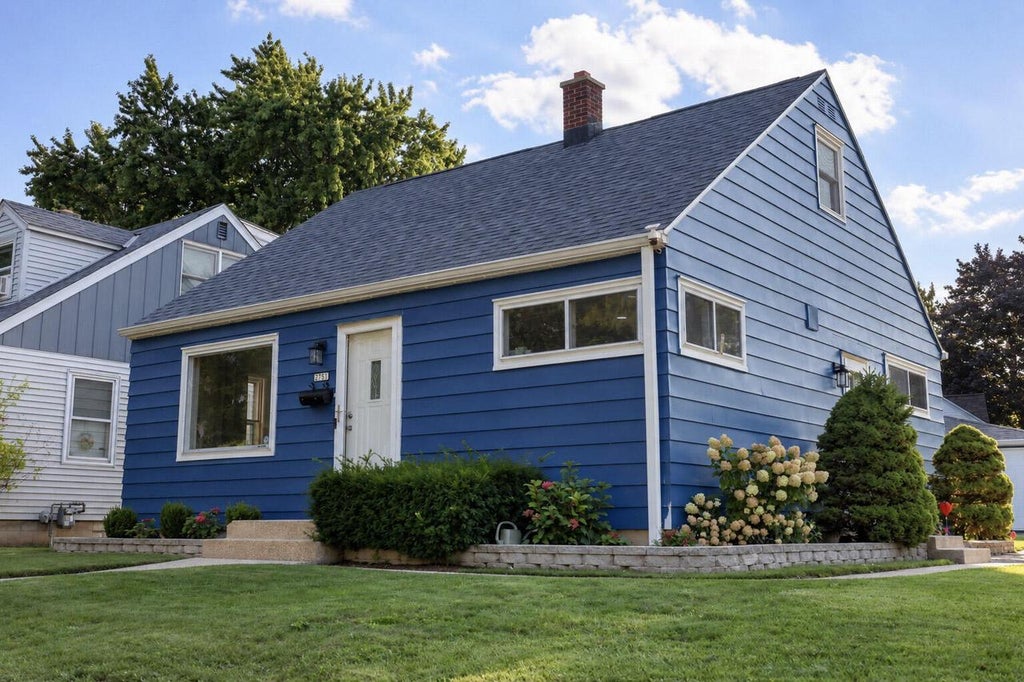 Photo of 2751 S 64th STREET, Milwaukee, WI 53219 (MLS # 1980718)