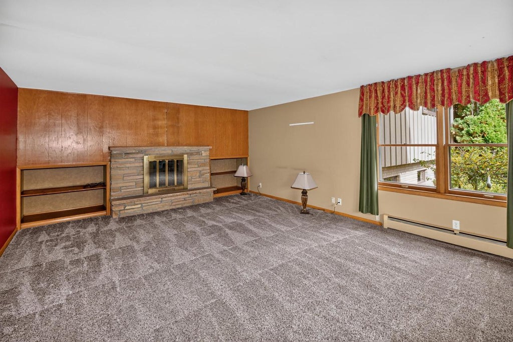 Photo of 14920 W Olivia LANE, New Berlin, WI 53151 (MLS # 1984248)