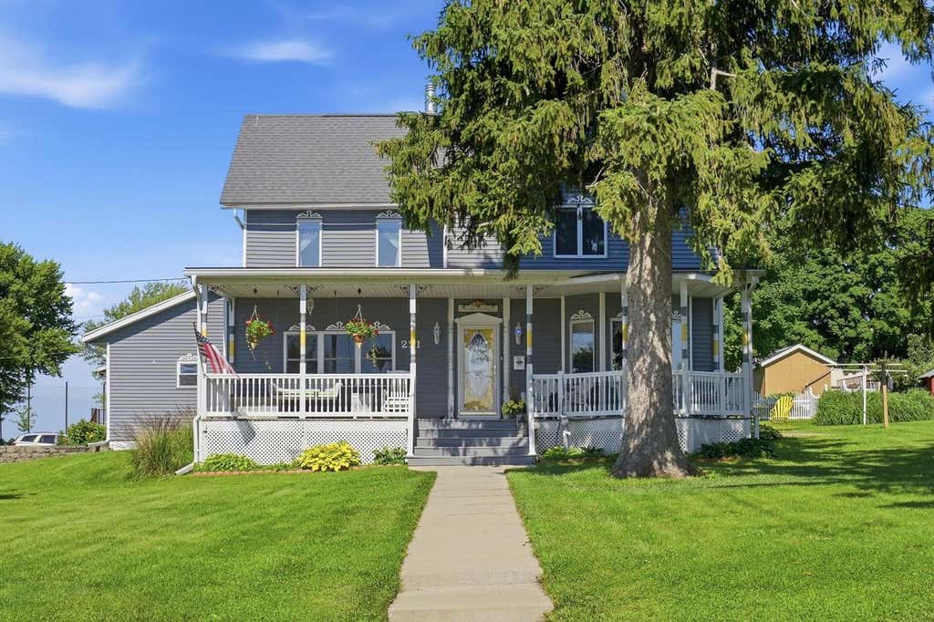 Photo of 221 S Randolph STREET, Cuba City, WI 53807 (MLS # 2026567)
