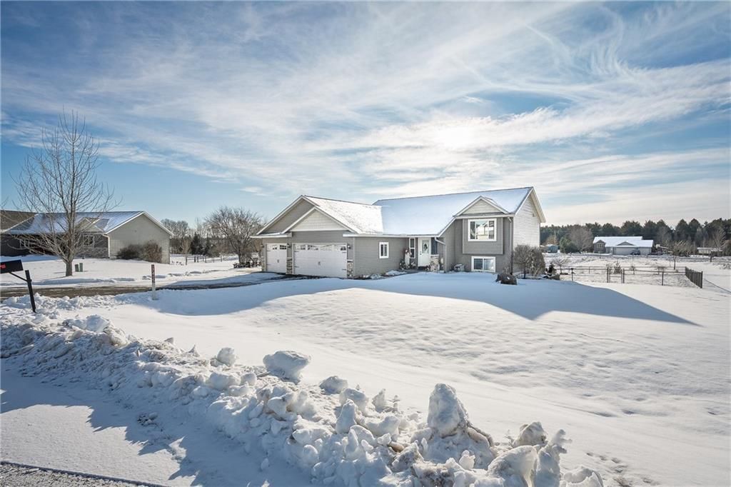 Photo of 17415 99th AVENUE, Chippewa Falls, WI 54729 (MLS # 1597740)