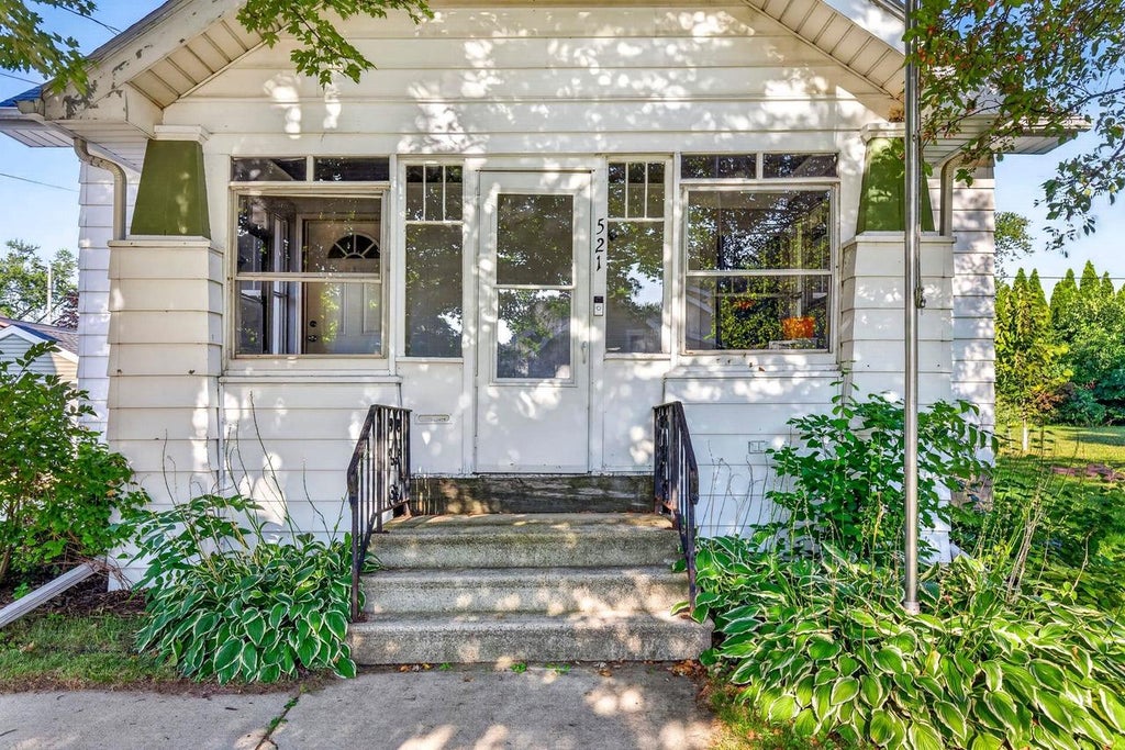 Photo of 521 Wilson STREET, Little Chute, WI 54140 (MLS # 50331701)