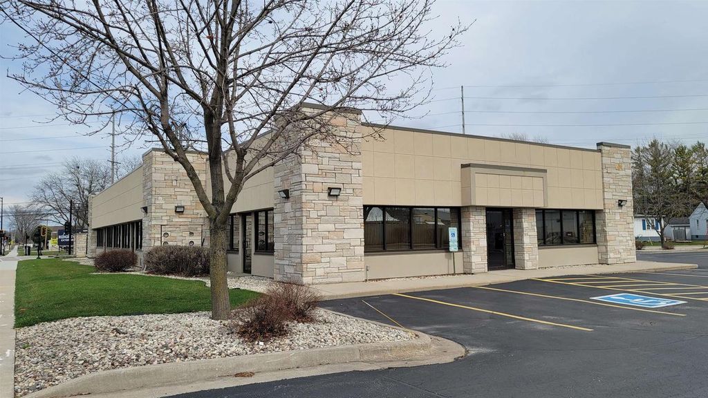 Photo of 464 S Hickory STREET #C, Fond Du Lac, WI 54935 (MLS # 2020542)