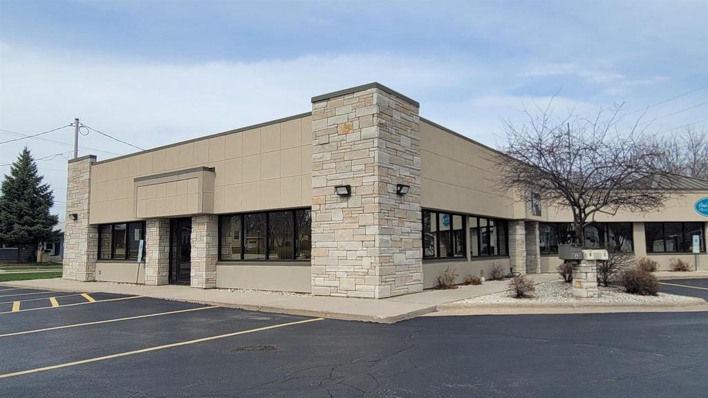 Photo of 464 S Hickory STREET #C, Fond Du Lac, WI 54935 (MLS # 2020542)