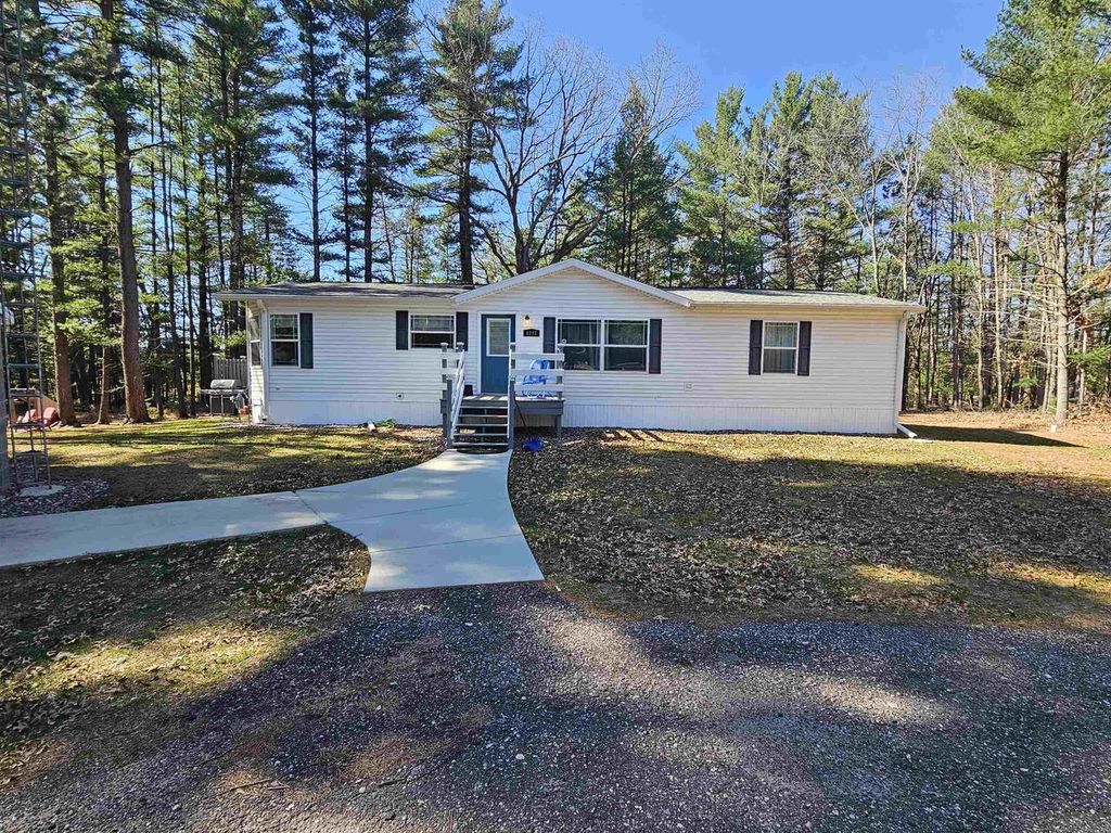 Photo of W4237 Wildwood DRIVE, Mauston, WI 53948 (MLS # 2019943)