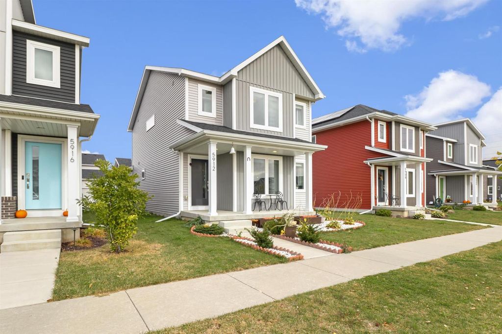 Photo of 5912 Minong LANE, Fitchburg, WI 53711 (MLS # 2011842)