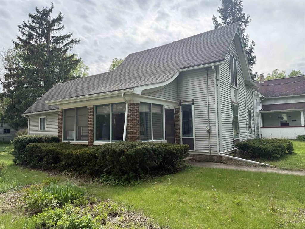 Photo of 924 Euclid AVENUE, Beloit, WI 53511 (MLS # 2022677)