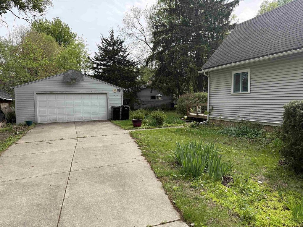 Photo of 924 Euclid AVENUE, Beloit, WI 53511 (MLS # 2022677)