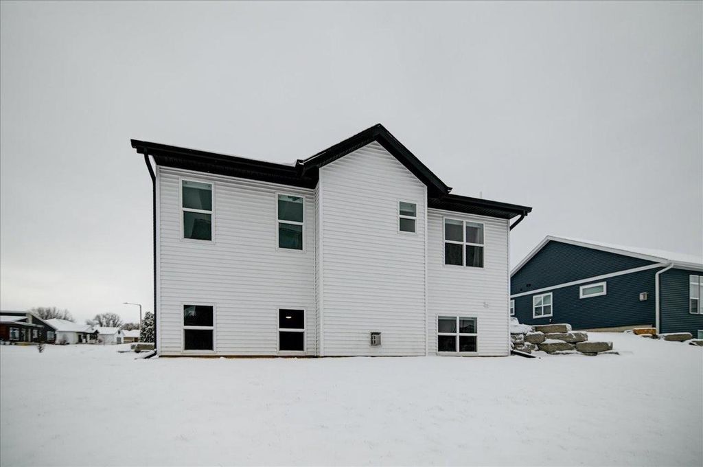 Photo of 414 E School ROAD, Cottage Grove, WI 53527 (MLS # 2015203)