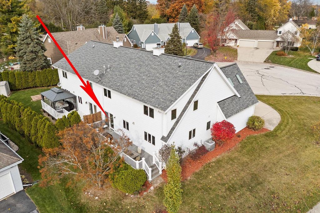 Photo of N18W6845 Partridge COURT #1, Cedarburg, WI 53012 (MLS # 1942322)