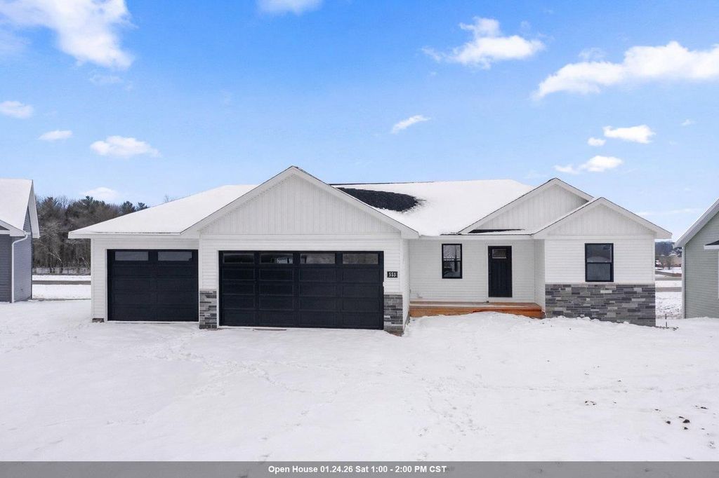 Photo of 553 Horton TERRACE, Hortonville, WI 54944 (MLS # 50320179)