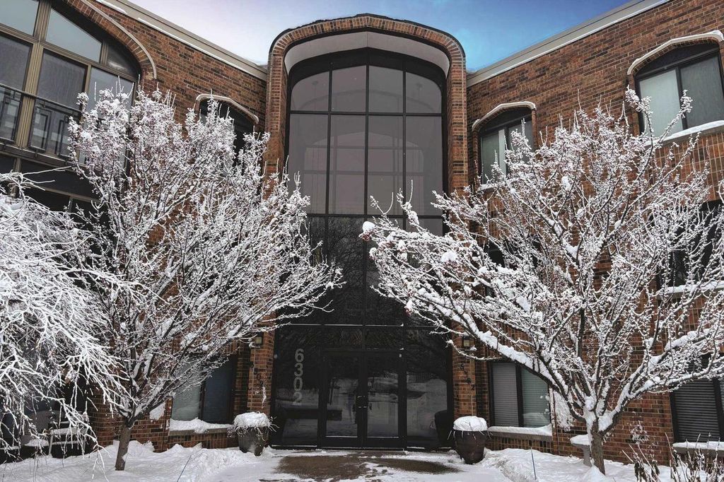 Photo of 6302 Mineral Point ROAD #116, Madison, WI 53705 (MLS # 2013322)