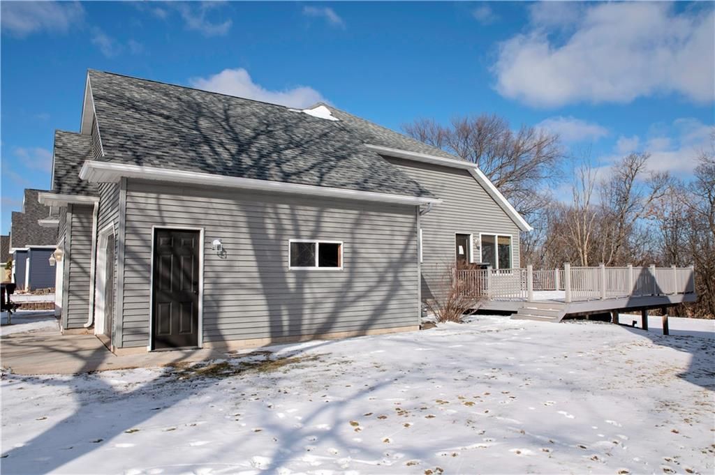 Photo of 4522 S Oakwood Hills PARKWAY, Eau Claire, WI 54701 (MLS # 1598582)