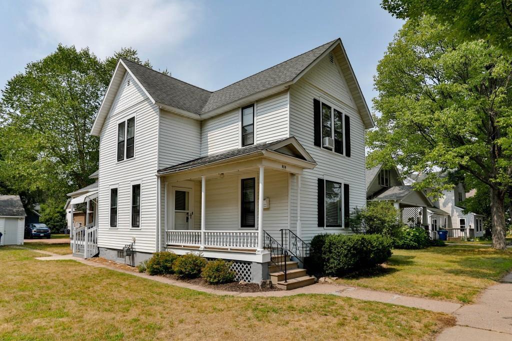 Photo of 918 S 4th AVENUE, Wausau, WI 54401 (MLS # 22603890)