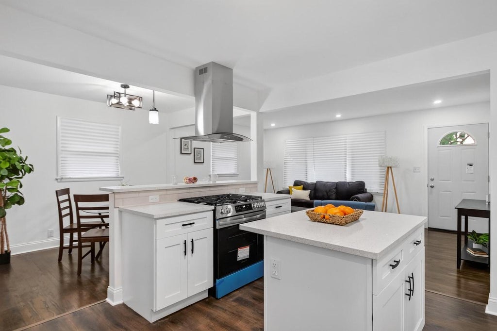 Photo of 4808 S 24th STREET, Milwaukee, WI 53221 (MLS # 1982368)