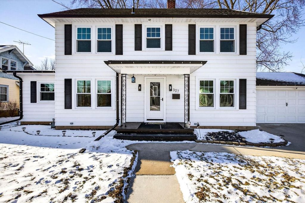 Photo of 327 Sarah STREET, Kaukauna, WI 54130 (MLS # 50320544)