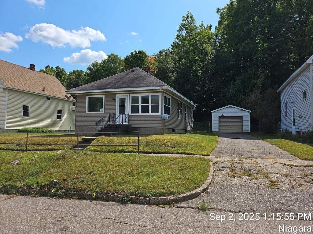 Photo of 1708 Ridge STREET, Niagara, WI 54151 (MLS # 50315957)