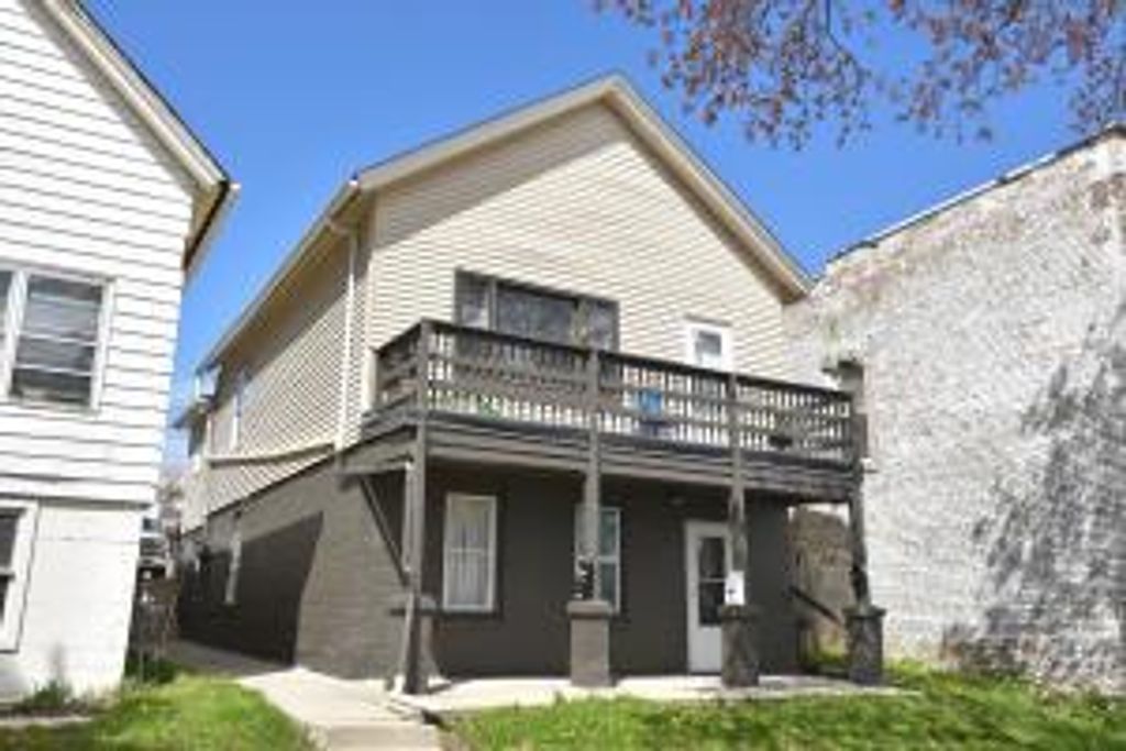 Photo of 2005 S 7th STREET, Milwaukee, WI 53204 (MLS # 1948169)