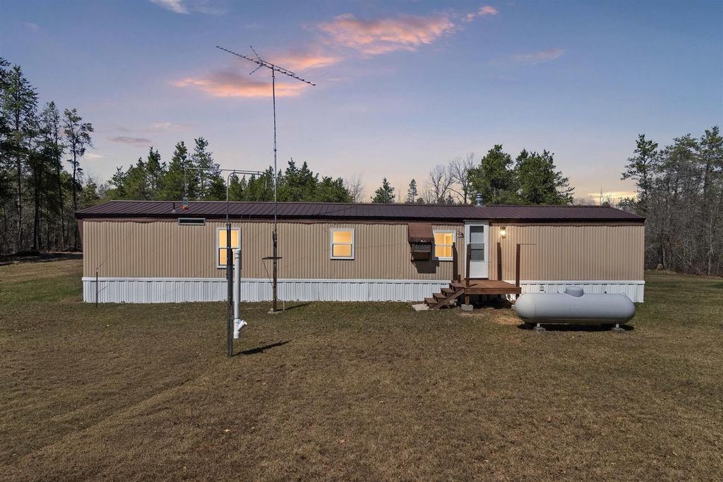 Photo of W11361 Kunkel LANE, Crivitz, WI 54104 (MLS # 50324134)
