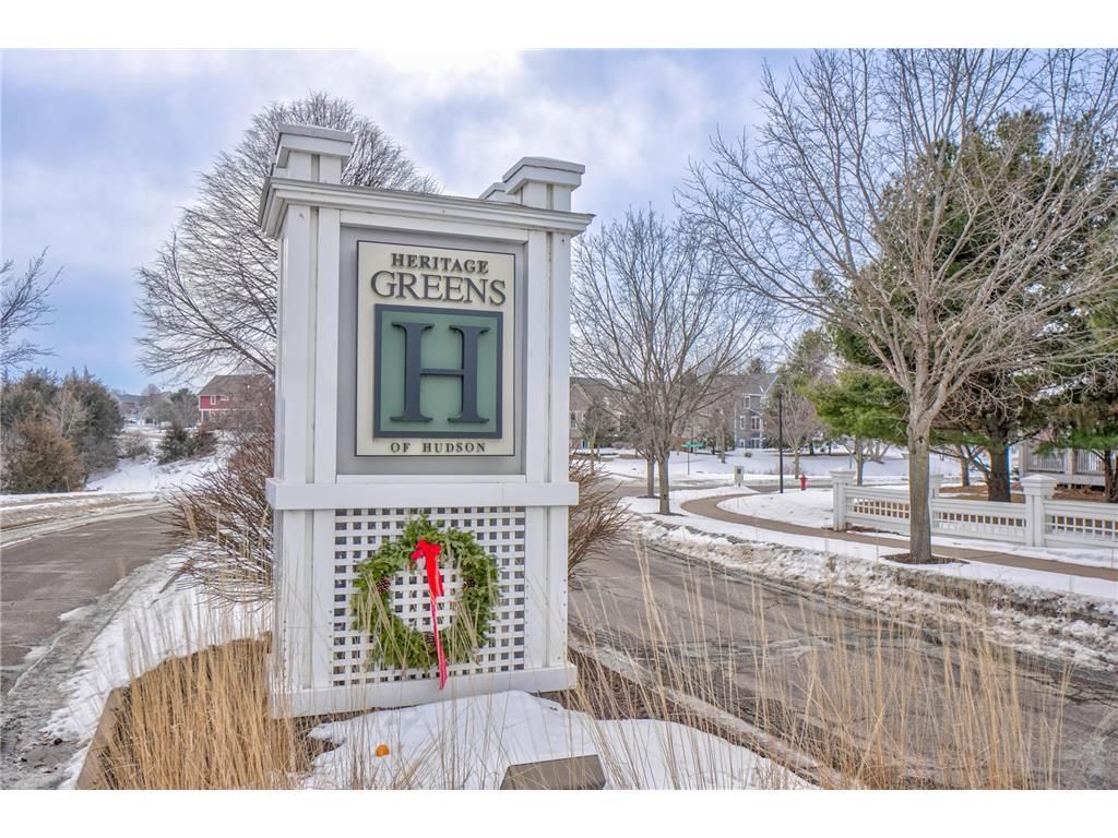 Photo of 28 Heritage BOULEVARD, Hudson, WI 54016 (MLS # 7019750)