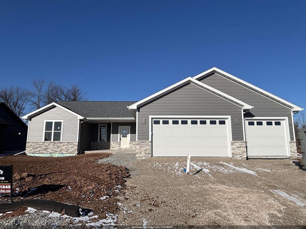 Photo of N9257 Breezy WAY, Appleton, WI 54915 (MLS # 50320188)