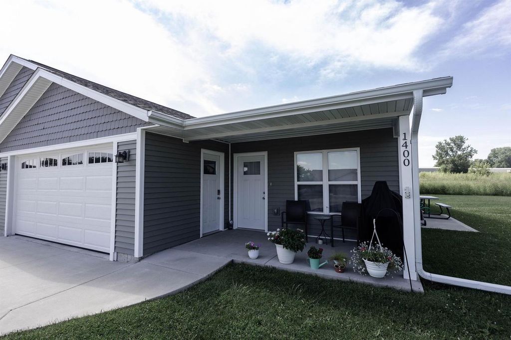 Photo of 1400 Bea Ann DRIVE, Dodgeville, WI 53565 (MLS # 2017984)