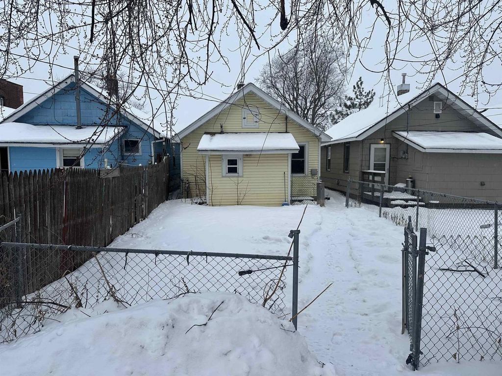 Photo of 1216 Hughitt AVENUE, Superior, WI 54880 (MLS # 6123380)