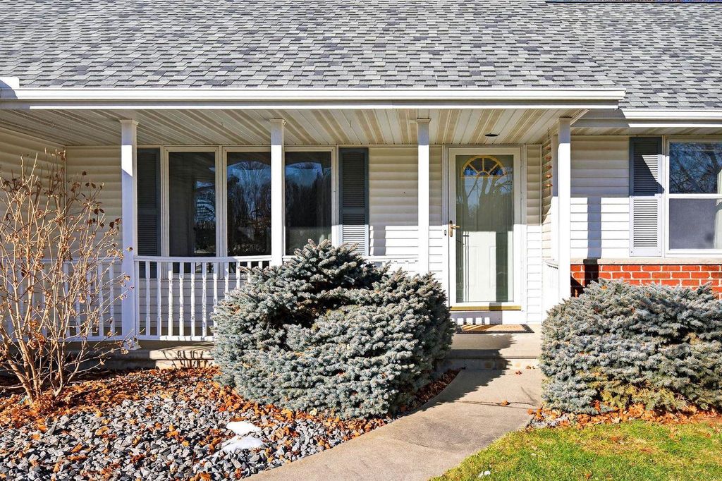 Photo of N1351 Westgreen DRIVE, Greenville, WI 54942 (MLS # 50319962)