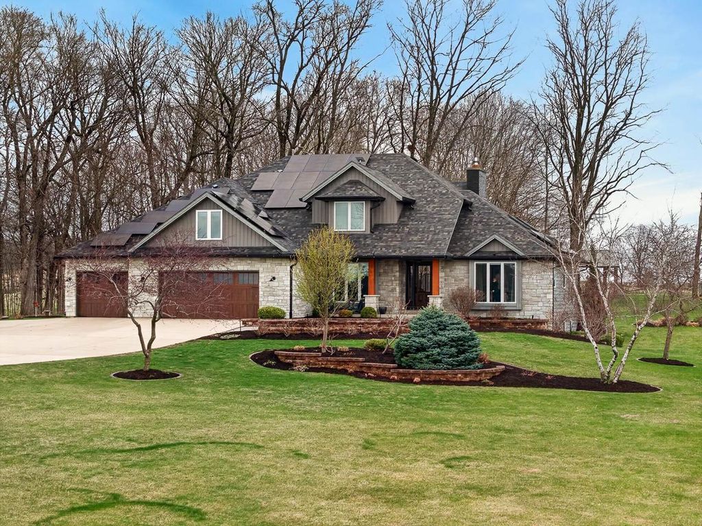 Photo of W4845 Pembridge TRAIL, Monroe, WI 53566 (MLS # 2017056)