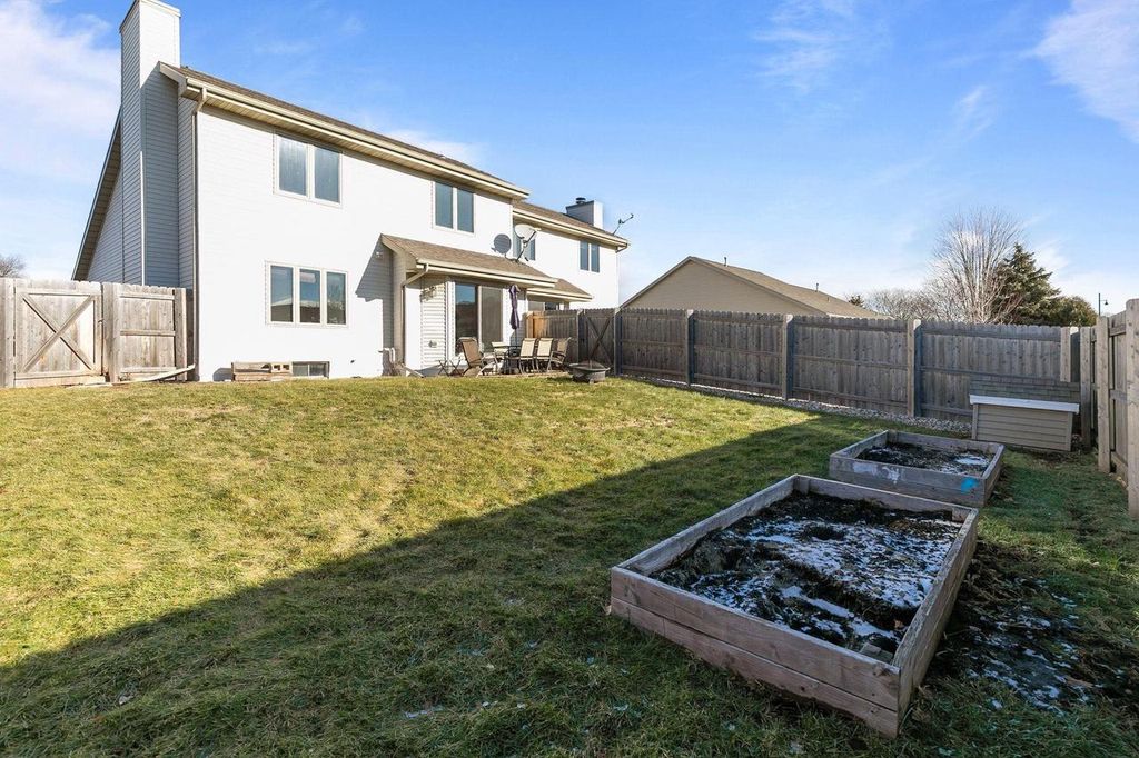 Photo of 2457 Blake COURT, Oshkosh, WI 54904 (MLS # 50320091)