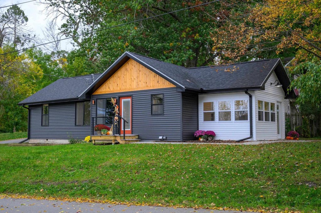 Photo of 3101 Shadyside DRIVE, Stoughton, WI 53589 (MLS # 2035238)