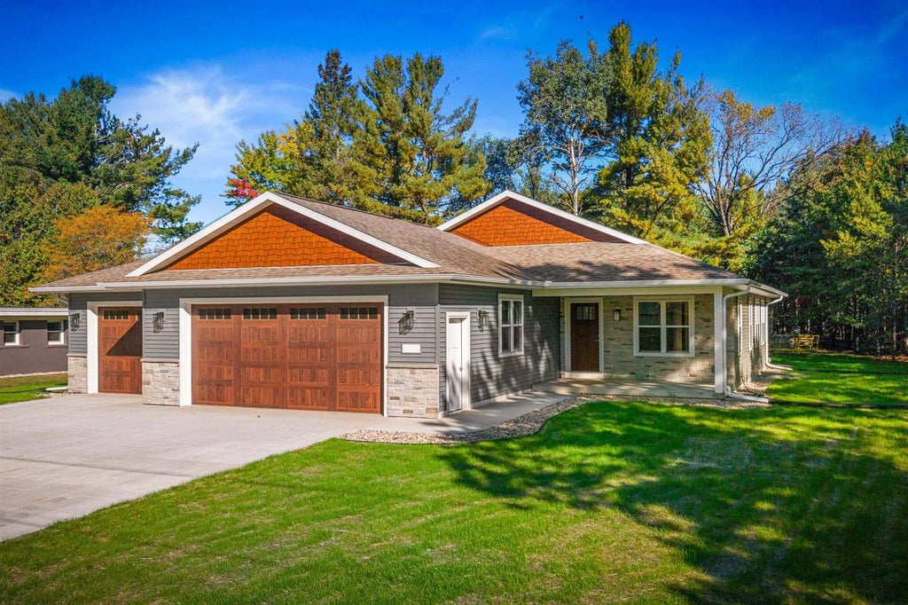 Photo of 4420 First STREET, Stevens Point, WI 54481 (MLS # 22605004)