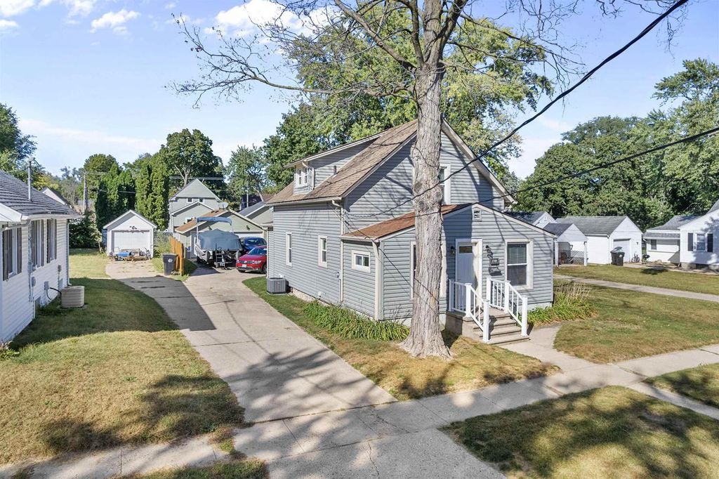 Photo of 1749 Forest AVENUE, Beloit, WI 53511 (MLS # 2009629)