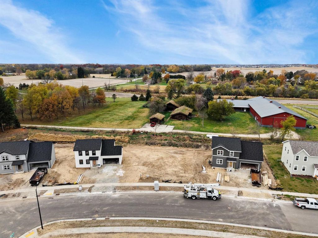 Photo of 1516 Dahlia DRIVE, Stoughton, WI 53589 (MLS # 2013341)