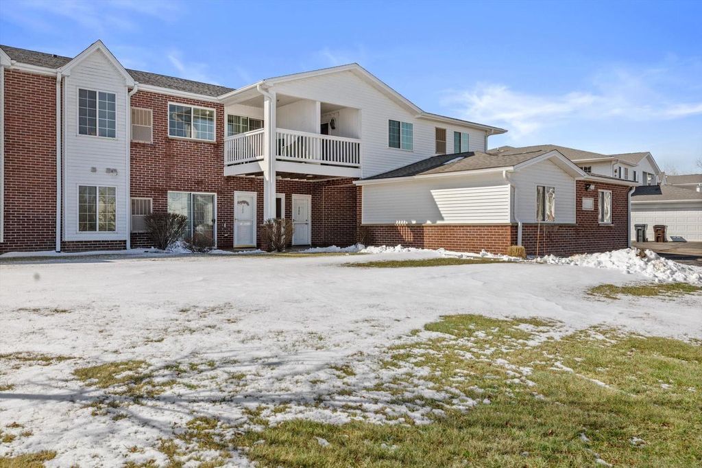 Photo of 2705 11th PLACE, Kenosha, WI 53140 (MLS # 1954690)