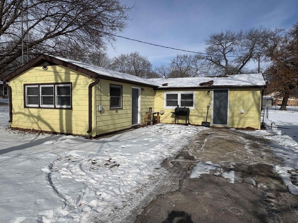 Photo of 3724 W 5th STREET, Afton, WI 53501 (MLS # 2015899)